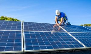 Installation et mise en production des panneaux solaires photovoltaïques à Flayosc